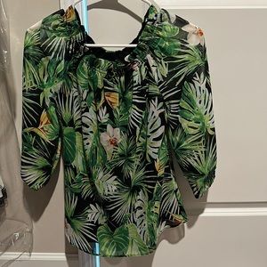 White House Blake Market top